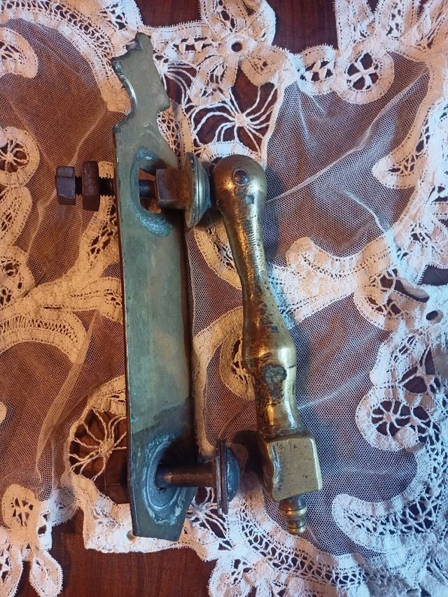 Llamador aldaba de puerta bronce macizo