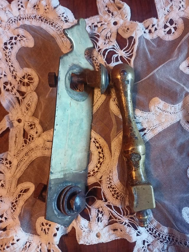 Llamador aldaba de puerta bronce macizo