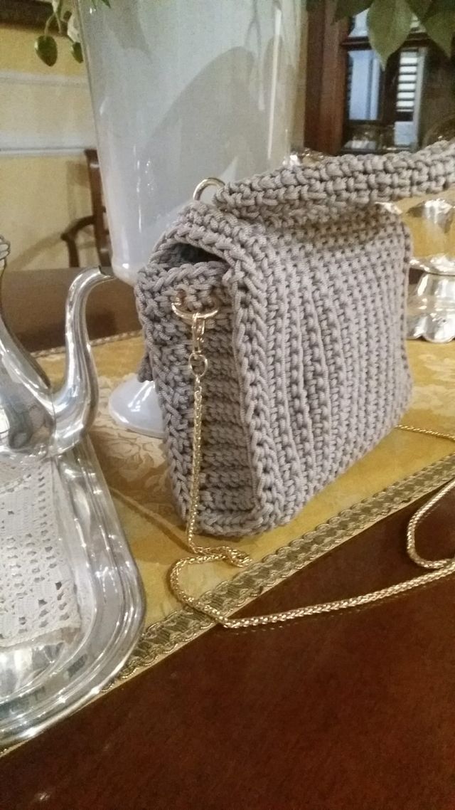 Borsa pochette fatta a mano