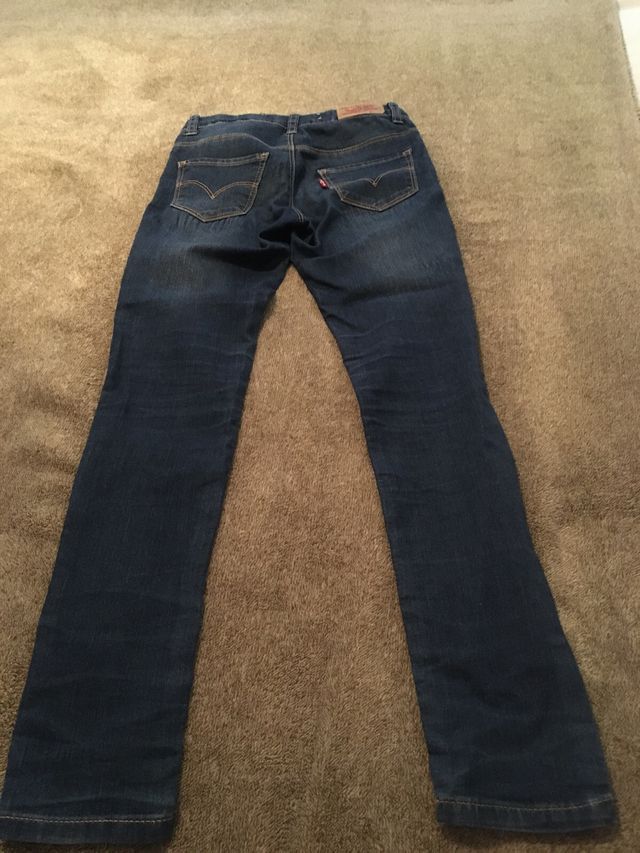 Levis super skinny talla 10