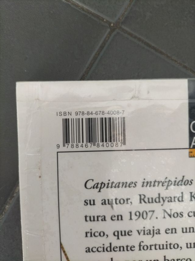 Libro. Capitanes intrépidos