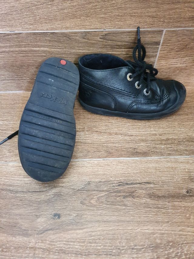 Kikers del 27 niña o niño