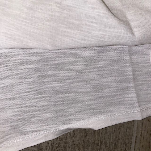 T-shirt cotone bianco con maniche in sangallo