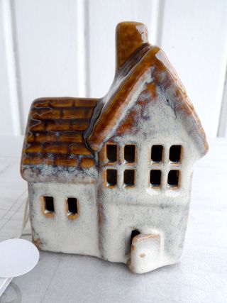 ZaraHome TRES ADORNOS PORCELANA CASAS c/LUZ NUEVOS