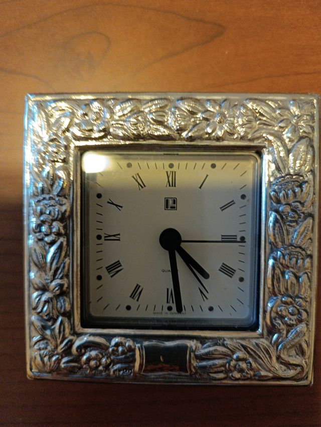 Orologio da scrivania vintage in argento