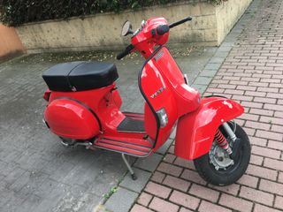 Vespa P 200 E
