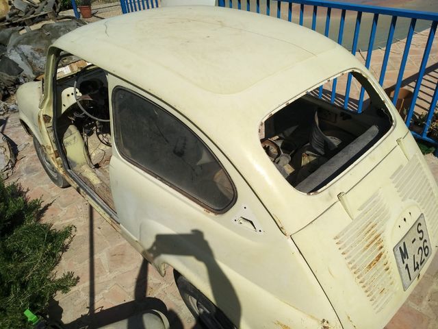 Seat 600 L dos llantas