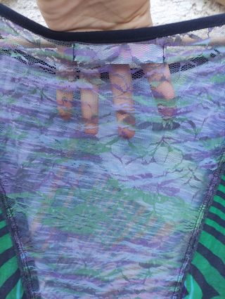 Camiseta desigual talla S oferta