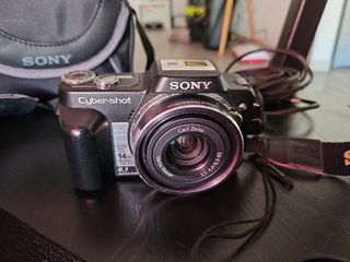 Sony Cybershot DSC-H3
