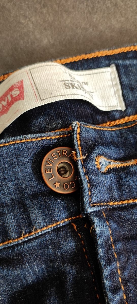 Vaqueros Levis 510 chico