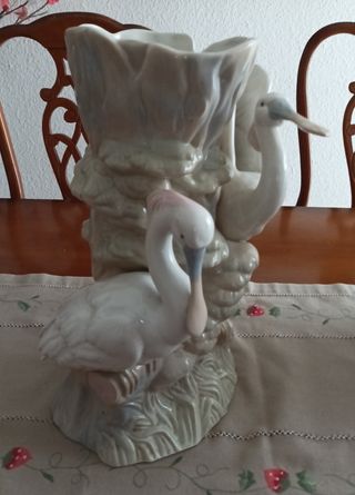 Jarrón de porcelana con aves