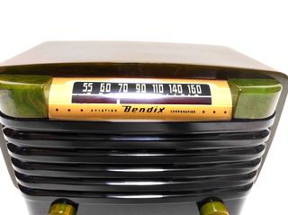 Radio antigua de valvulas BENDIX 526C