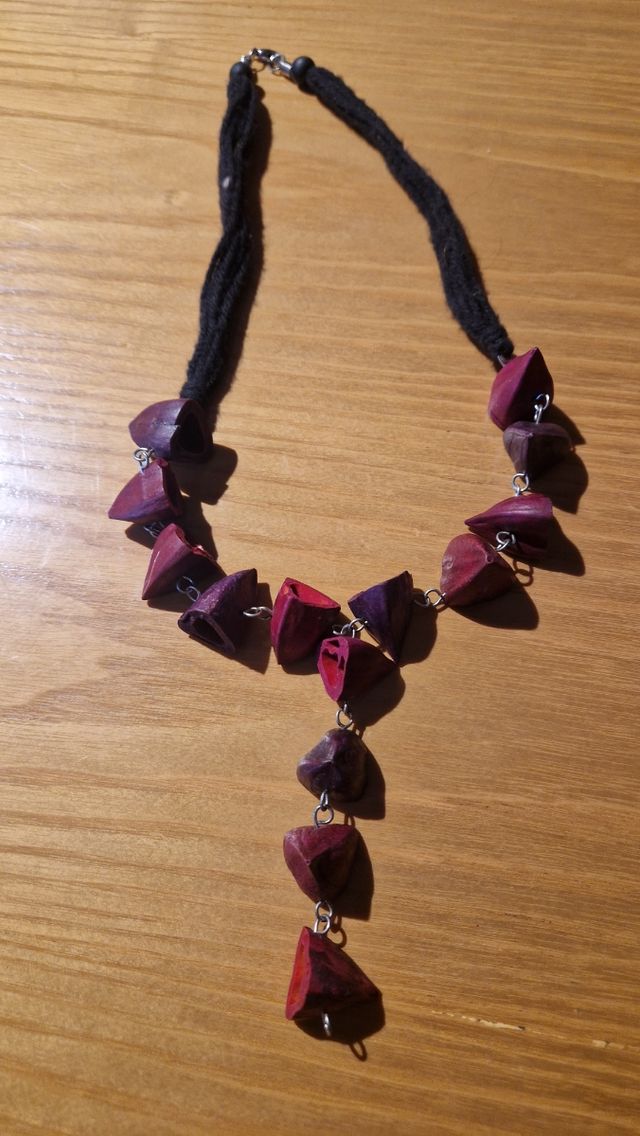 Collana africana in semi colorati