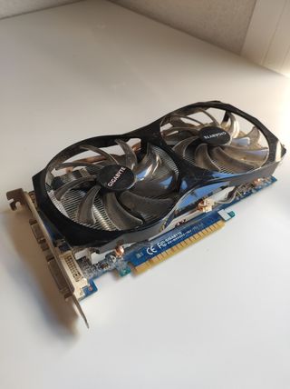 Tarjeta Grafia GTX 550 1GB