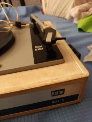 Tocadiscos portátil año 75