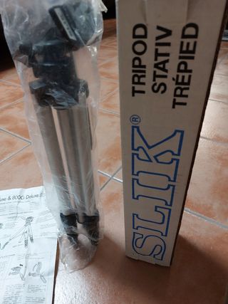 Trípode SLIK-500 DeLuxe. Aluminio.