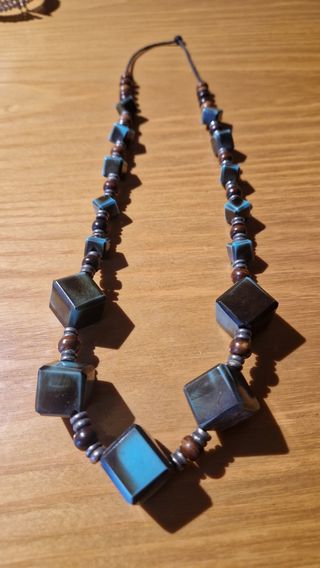 Collana in pietre lavorate