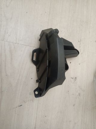 soporte paragolpes trasero lado izquierdo Citroen