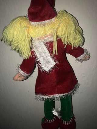 Muñeca de trapo navideña