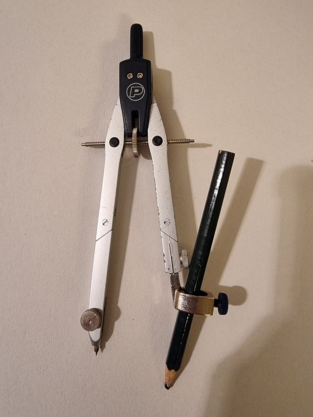 Compasso  + Access.x matita + p. mine