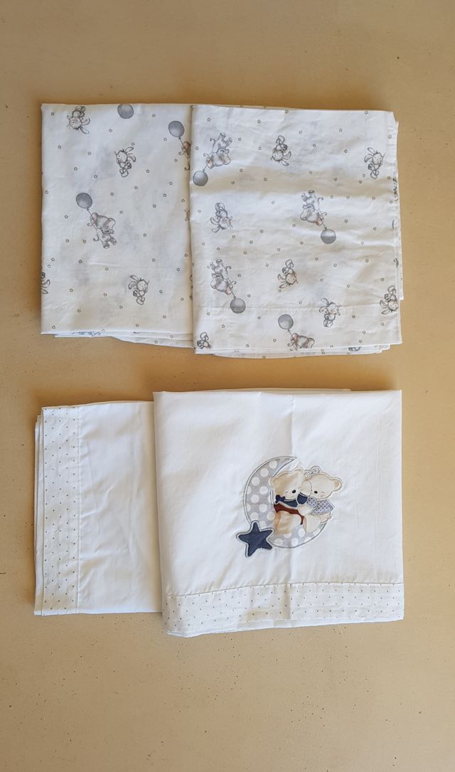 Ropa para minicuna