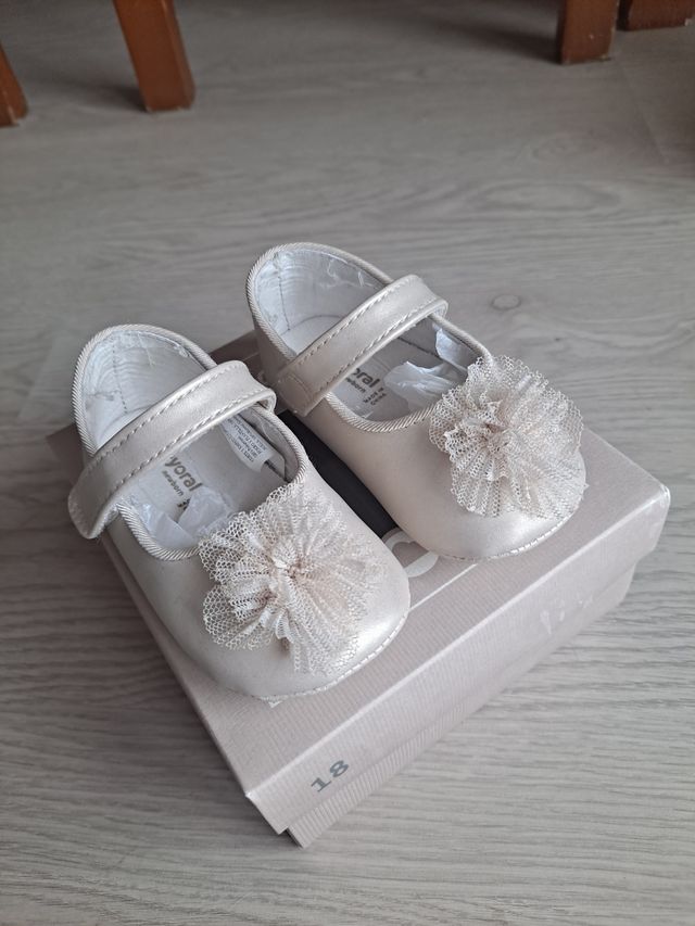 Zapatitos niña