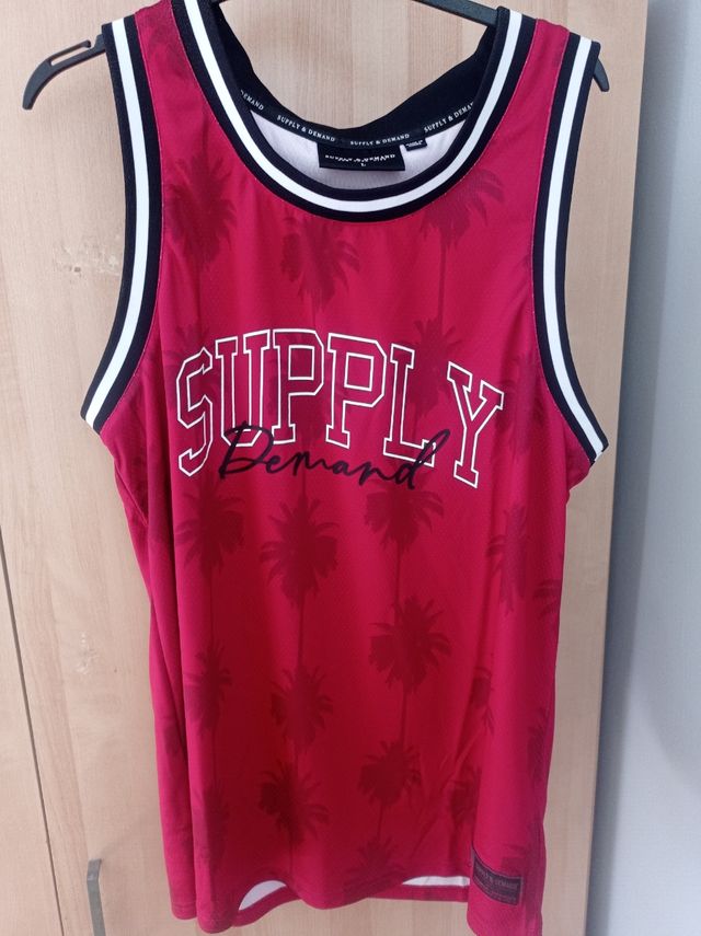 Camiseta de tirantas