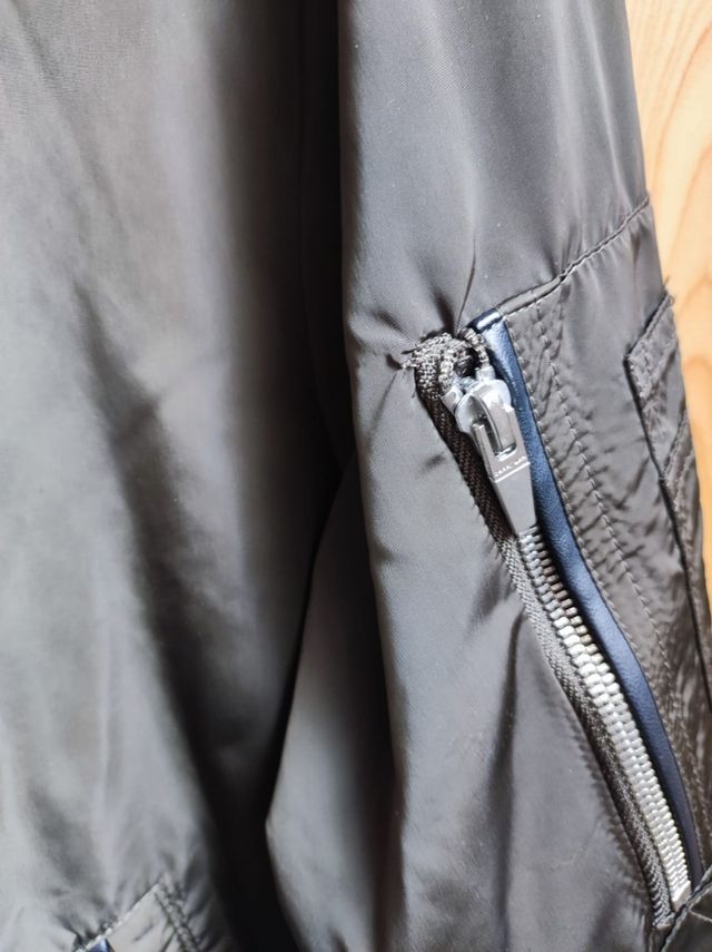 BOMBER VERDE ZARA