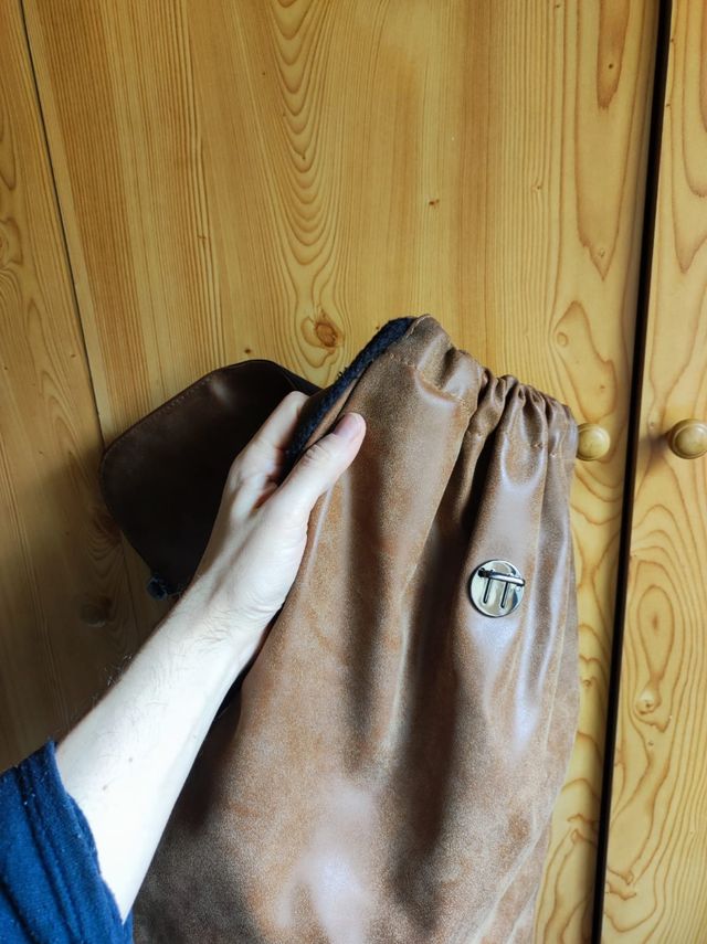 MOCHILA DE CUERDAS