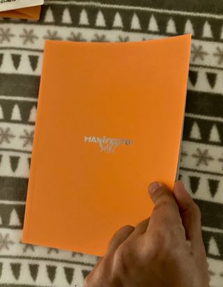 Caja CD Manifesto + libro fotos de Enhypen