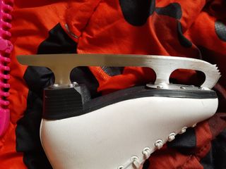 patines de hielo 34