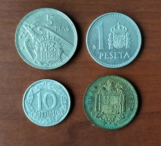 4 monedas antiguas distintas 