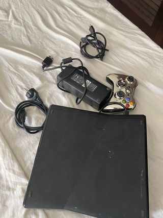 XBOX360 con + hasta 15 juegos y fifas tambien