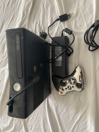 XBOX360 con + hasta 15 juegos y fifas tambien