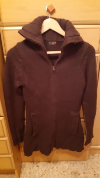 Jersey Bershka marrón talla M