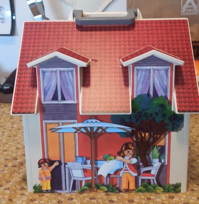 Casa de muñecas maletin de Playmobil
