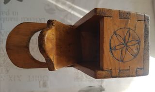 Tarra, recipiente de madera antiguo