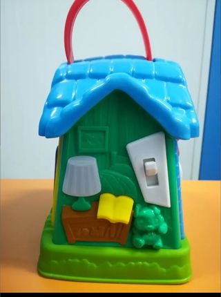 Casita con luz y sonido