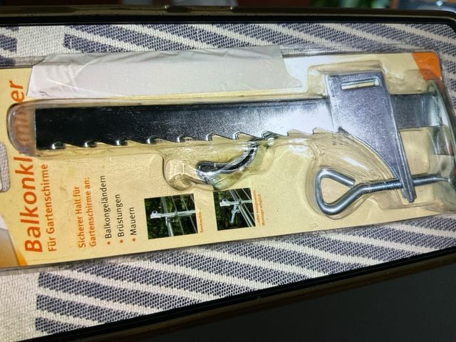 PINZA SOMBRILLA PARA BALCON