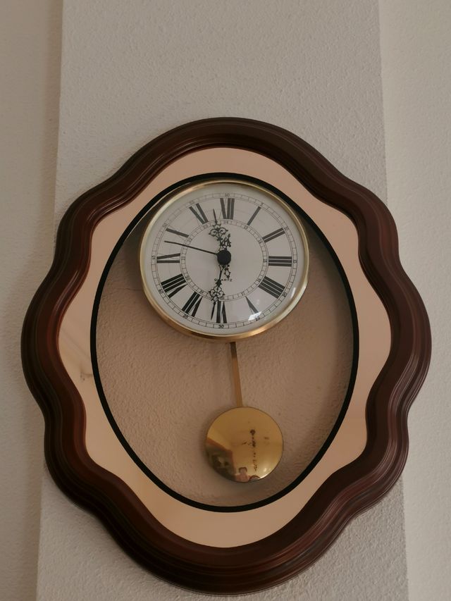 Reloj pared