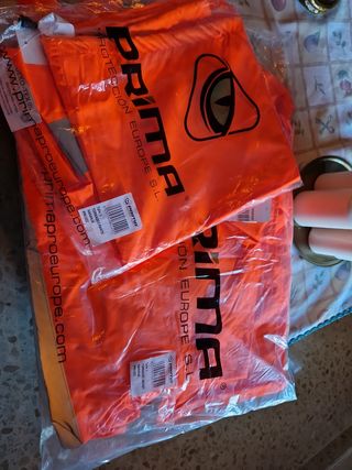 Traje de agua de hombre marca prima