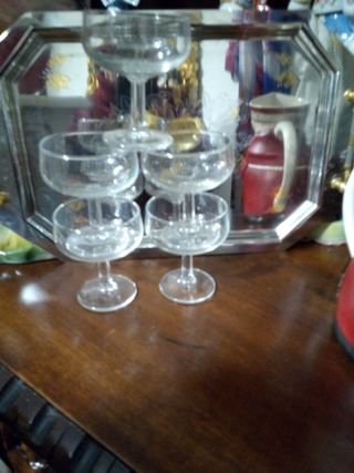 Set piccole bottiglie e scatoline da collezione