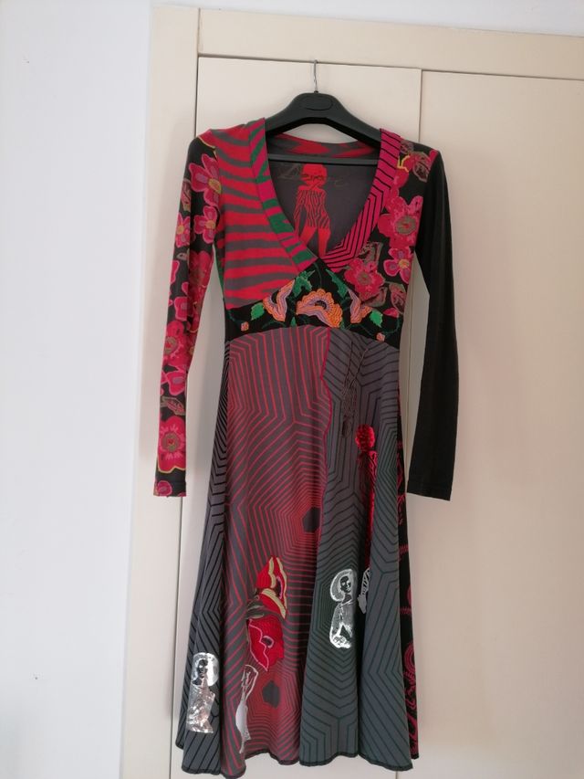Vestido Desigual, seminuevo