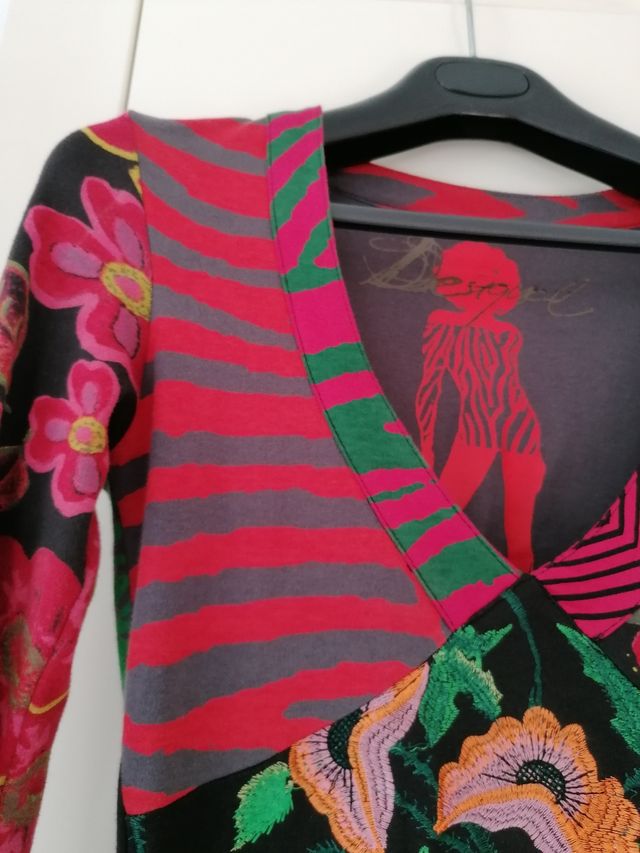 Vestido Desigual, seminuevo