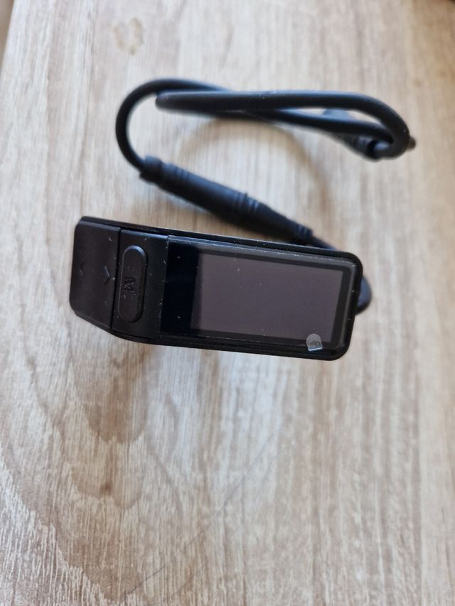 Indicador de velocidad y cuenta km