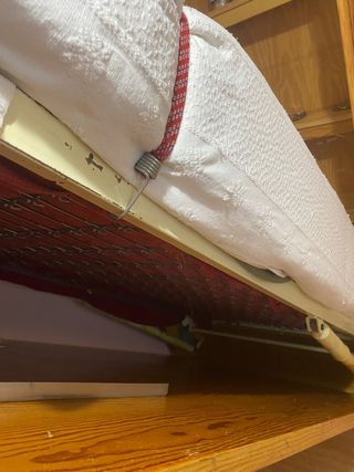 Mueble  madera maciza pino de dos camas y armario