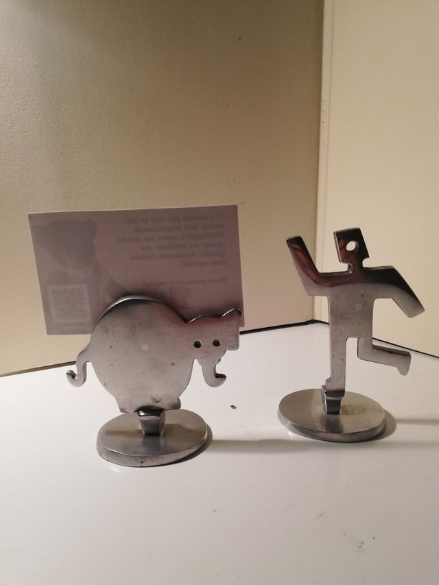 2 porta fotos, tarjeteros de metal