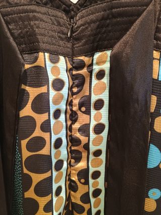 Vestido fiesta. Tirantes