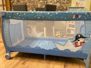 cuna de viaje con gatera
