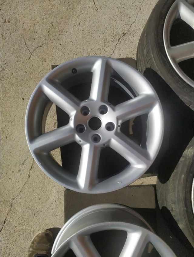 4 llantas Nissan 350Z